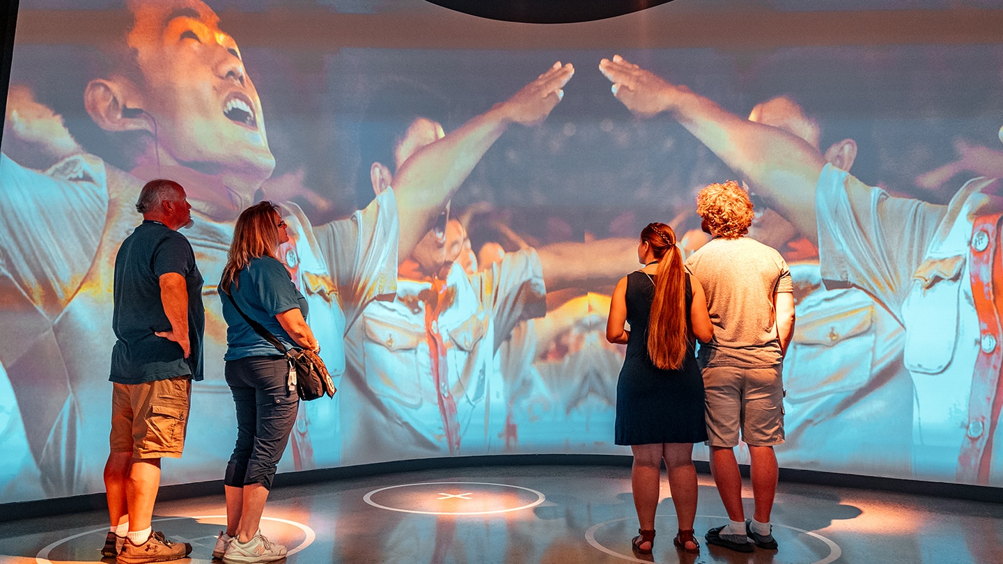 Tours at the U.S. Olympic & Paralympic Museum